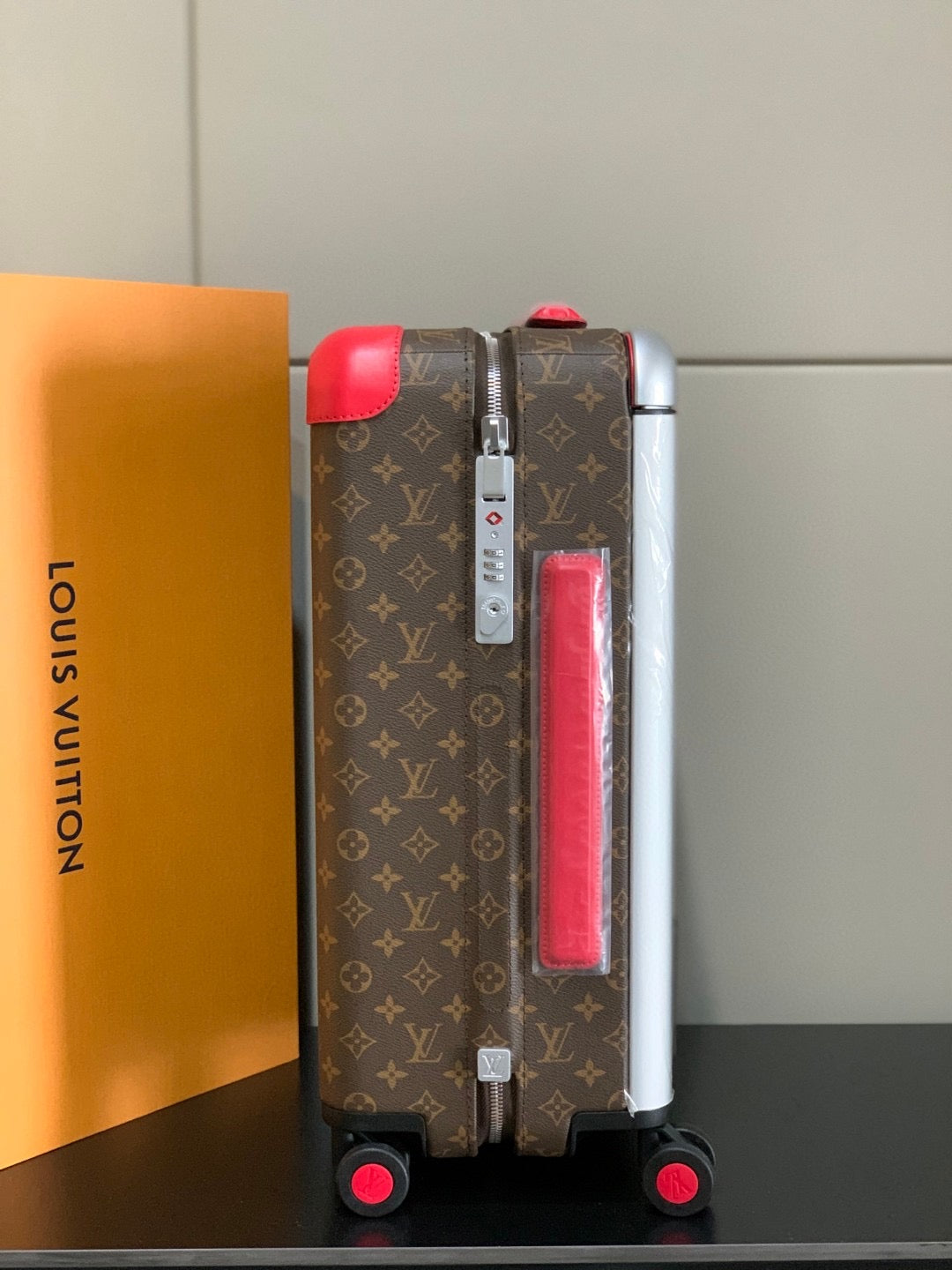 Discounted Designer Suitcases